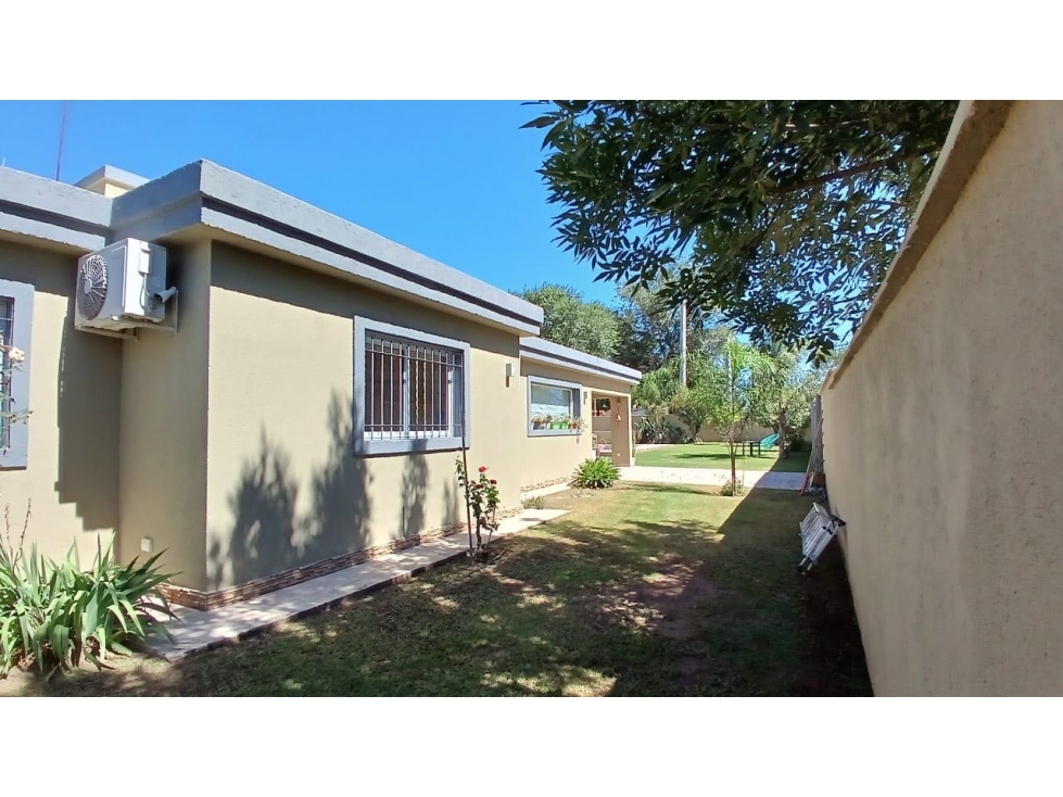 ALQUILER ANUAL CASA 3 DORMITORIOS CON PILETA- V. SANTA CRUZ DEL LAGO — foto 3