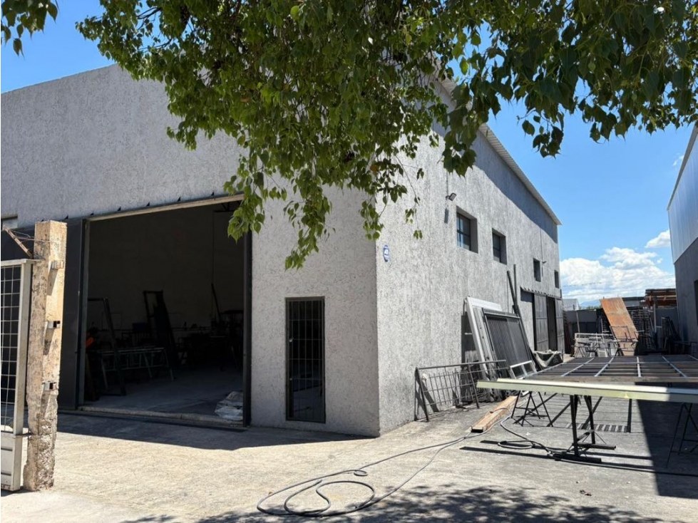 ALQUILER ANUAL DE GALPÓN POSIBILIDAD DE ALQUILAR POR UNIDAD - 2