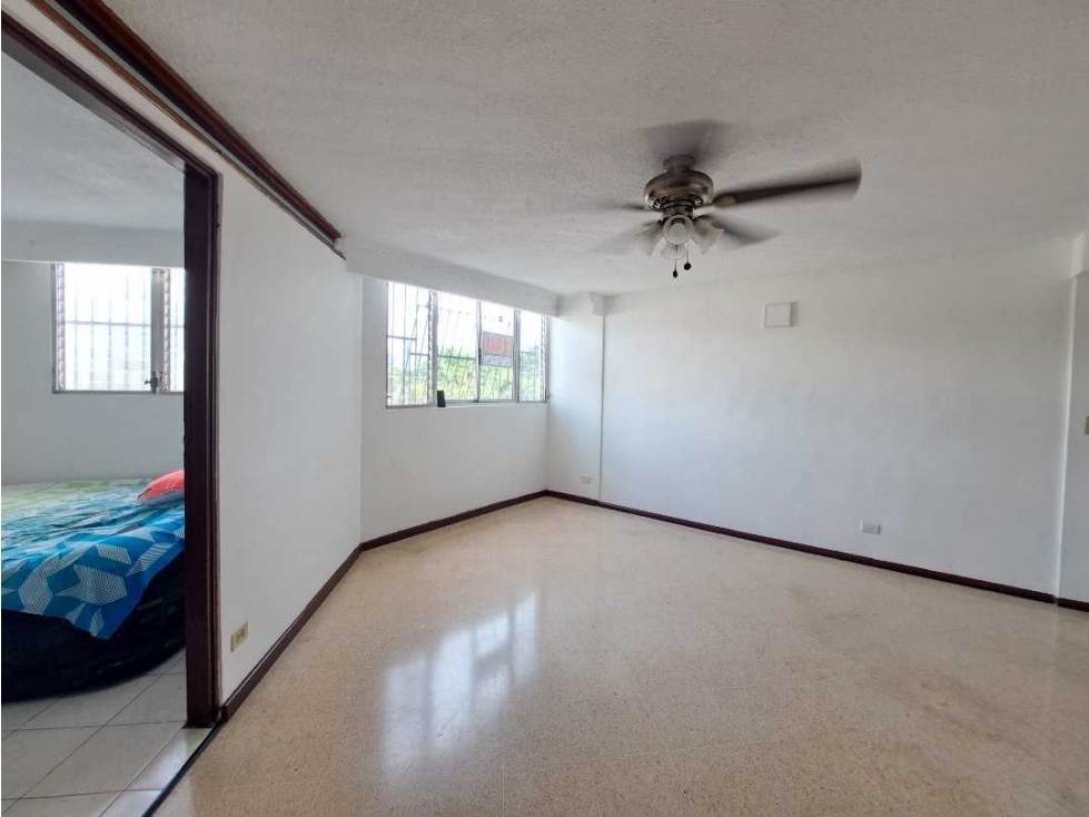 ALQUILER APARTAMENTO EN PH PLAZA CINCUENTENARIO CHANIS TC