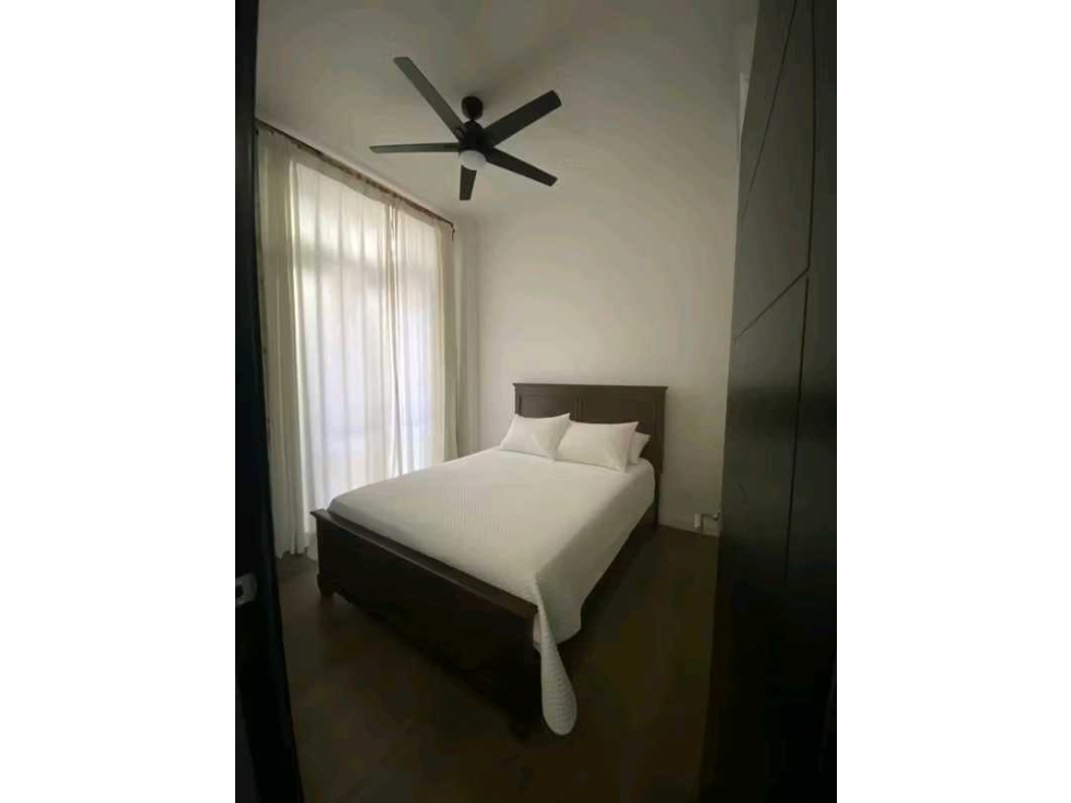 ALQUILER APARTAMENTO A ESTRENAR VISTA AL MAR EN CASCO VIEJO LT. — foto 5