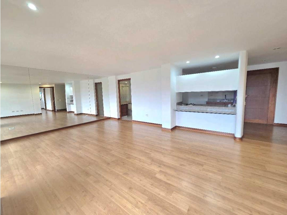 Alquiler Apartamento Adulto Mayor 100m2 San Lucas — foto 3