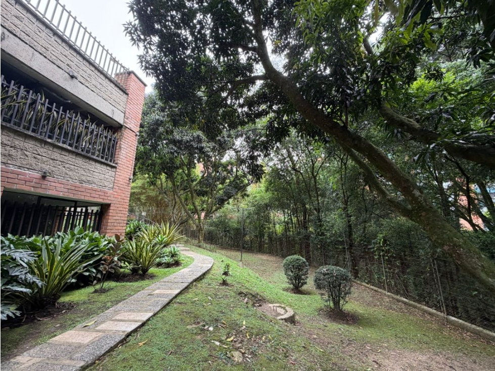 Alquiler Apartamento Aguacatala Medellín 120 Mts2 — foto 4