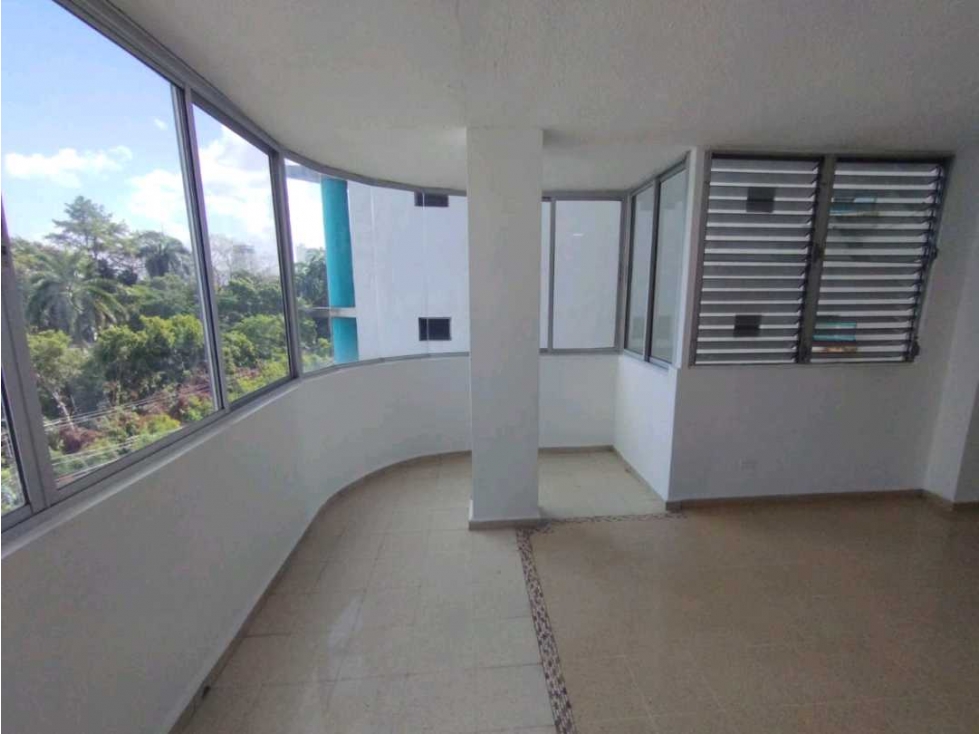 ALQUILER APARTAMENTO ALTOS DEL GOLF 2 RECÁMARAS HERMOSA VISTA VV — foto 2