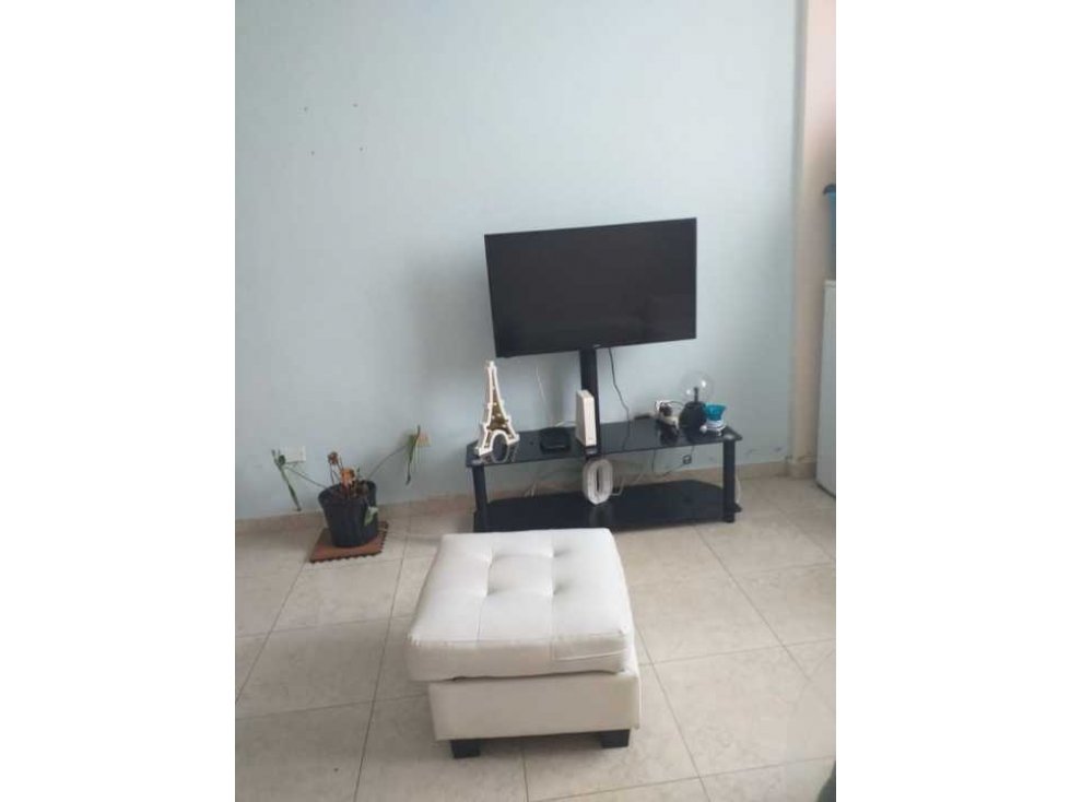 ALQUILER APARTAMENTO AMOBADO LLANO BONITO — foto 3