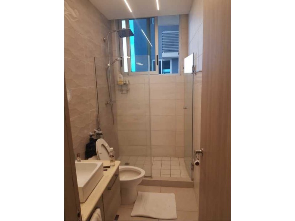 APARTAMENTO AMOBLADO 2REC+2B+CBE — foto 6