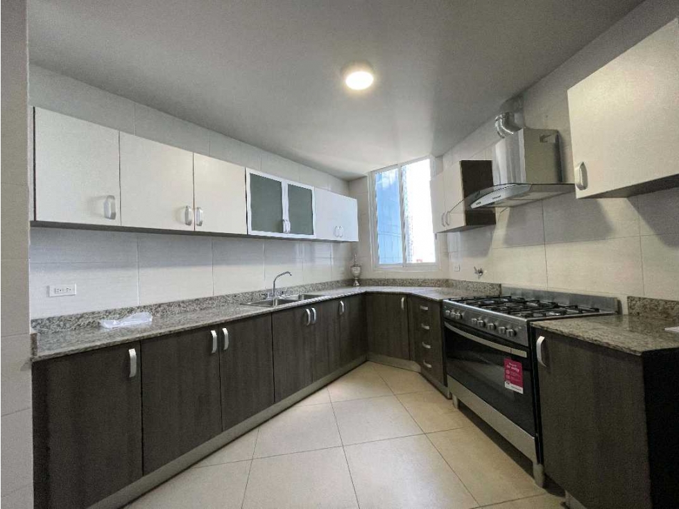 VENTA DE APARTAMENTO AMOBLADO DEL ESTE COUNTRY CLUB DISPO OCT JP — foto 5