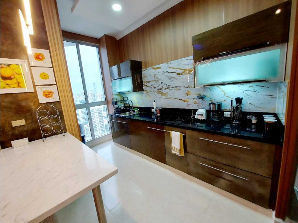 ALQUILER APARTAMENTO AMOBLADO LUJOSO EN OBARRIO PISO ALTO — foto 5