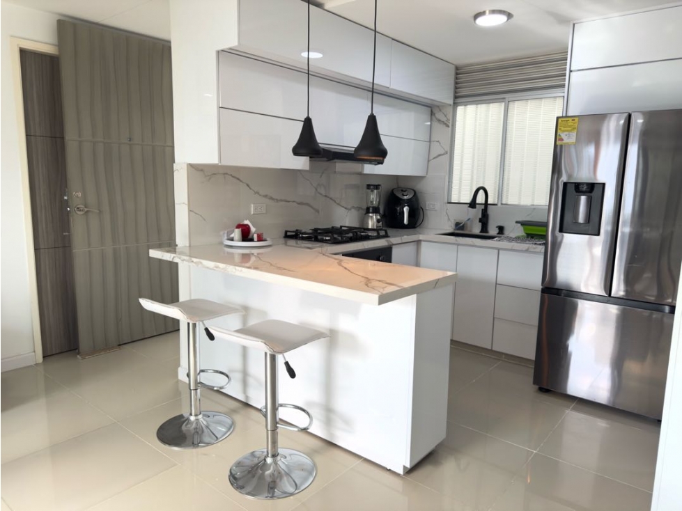 Alquiler apartamento amoblado Vall del Lili, Cali