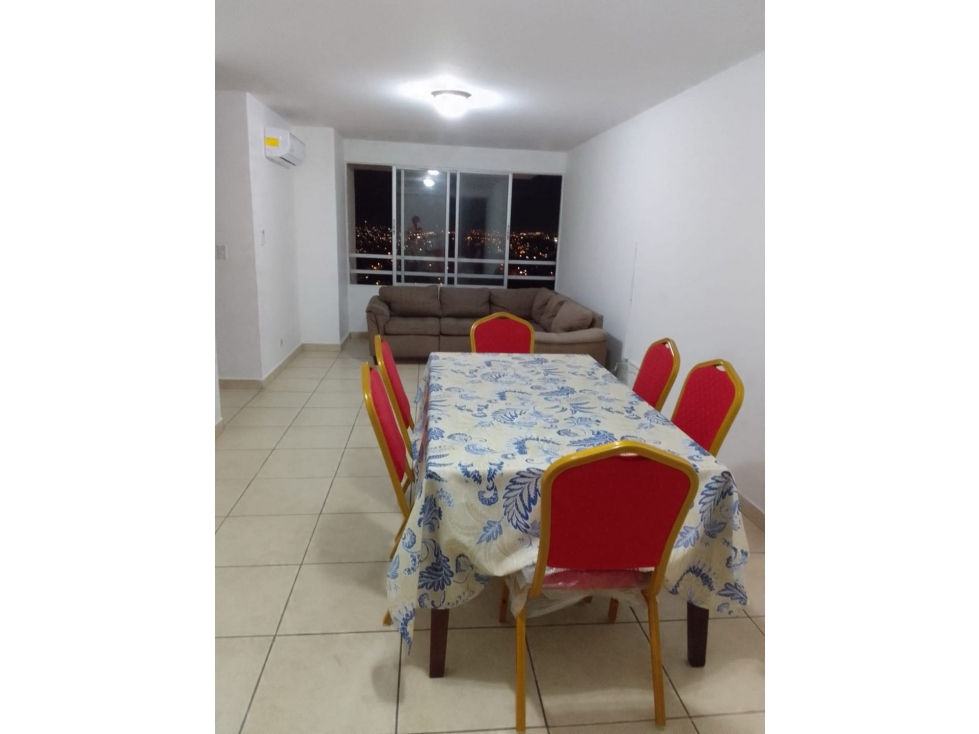ALQUILER APARTAMENTO EN PH VICTORIA HILLS 12 DE OCTUBRE — foto 5