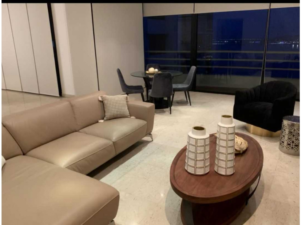 ALQUILER APARTAMENTO AMOBLADO PH DELFINES AV BALBOA 280m2 DIS NOV JP — foto 2