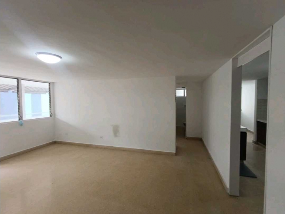 ALQUILER APARTAMENTO, AMPLIO CON BALCON EN ELCANGREJO VACIO LT. — foto 3