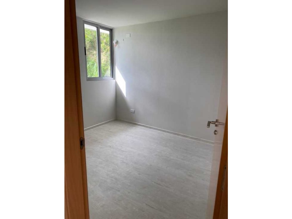 ALQUILER APARTAMENTO SAN MIGUELITO — foto 4