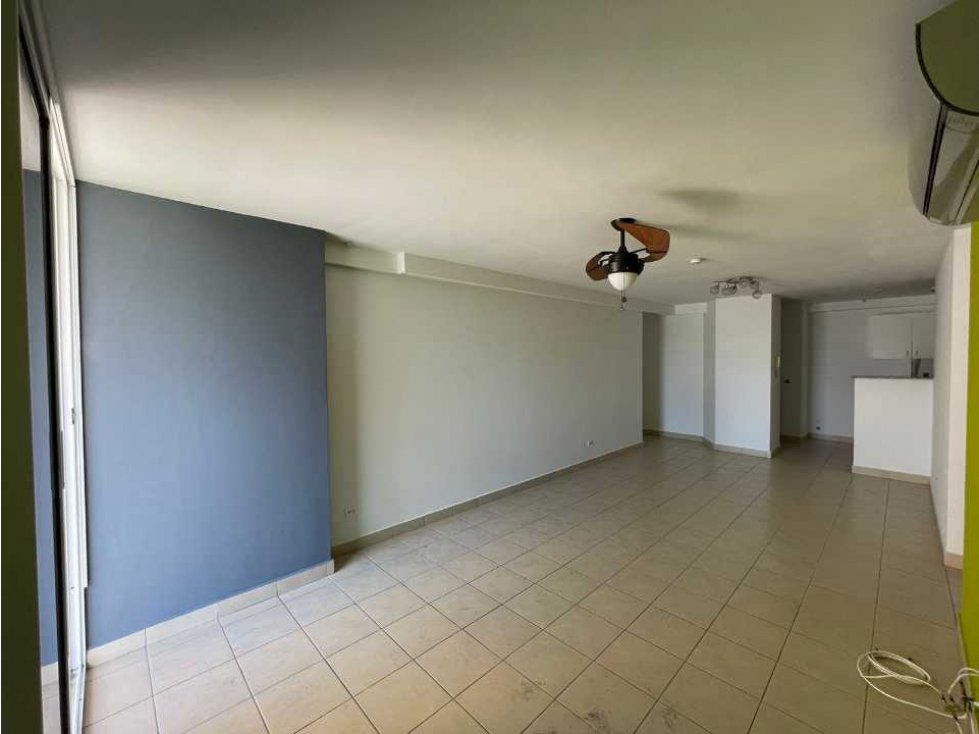 ALQUILER APARTAMENTO CARRASQUILLA