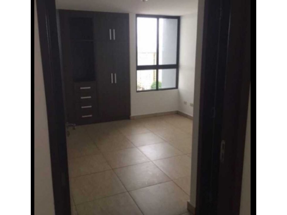 ALQUILER APARTAMENTO CONDADO DEL REY — foto 3