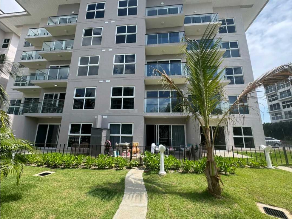 ALQUILER APARTAMENTO DE PLAYA CARACOL PH OLAS FRENTE AL MAR AMOBLADO