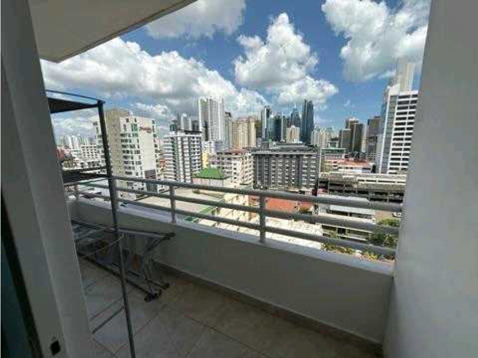 VENTA APARTAMENTO EL CANGREJO PH MARQUIS TOWER — foto 3