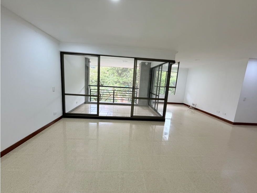 Alquiler Apartamento El Tesoro Medellín 163 Mts2 — foto 2