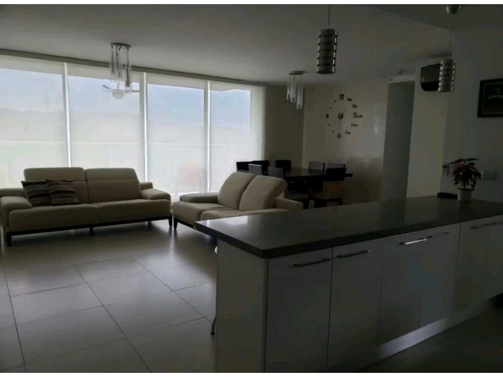 ALQUILER APARTAMENTO EN CLAYTON PARK LB 153M2