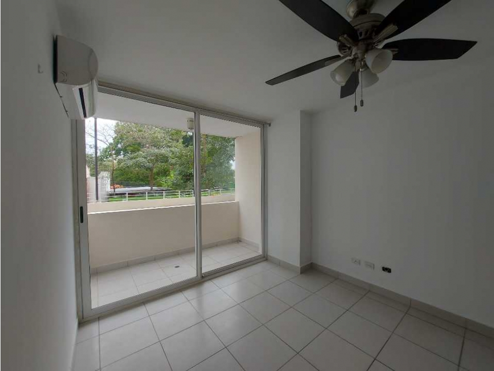 VENTA APARTAMENTO EN CONDADO DEL REY PH. GREEN PARK — foto 2