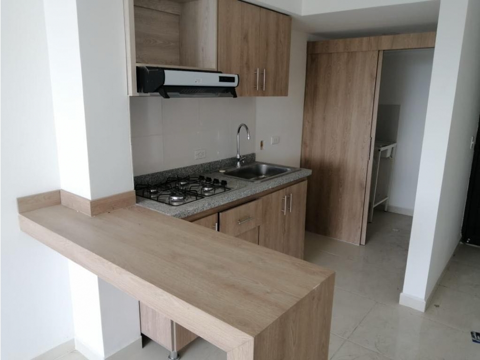ALQUILER APARTAMENTO EN OVIEDO CON PARQUEADERO SECTOR PUERTO ESPEJO - 1