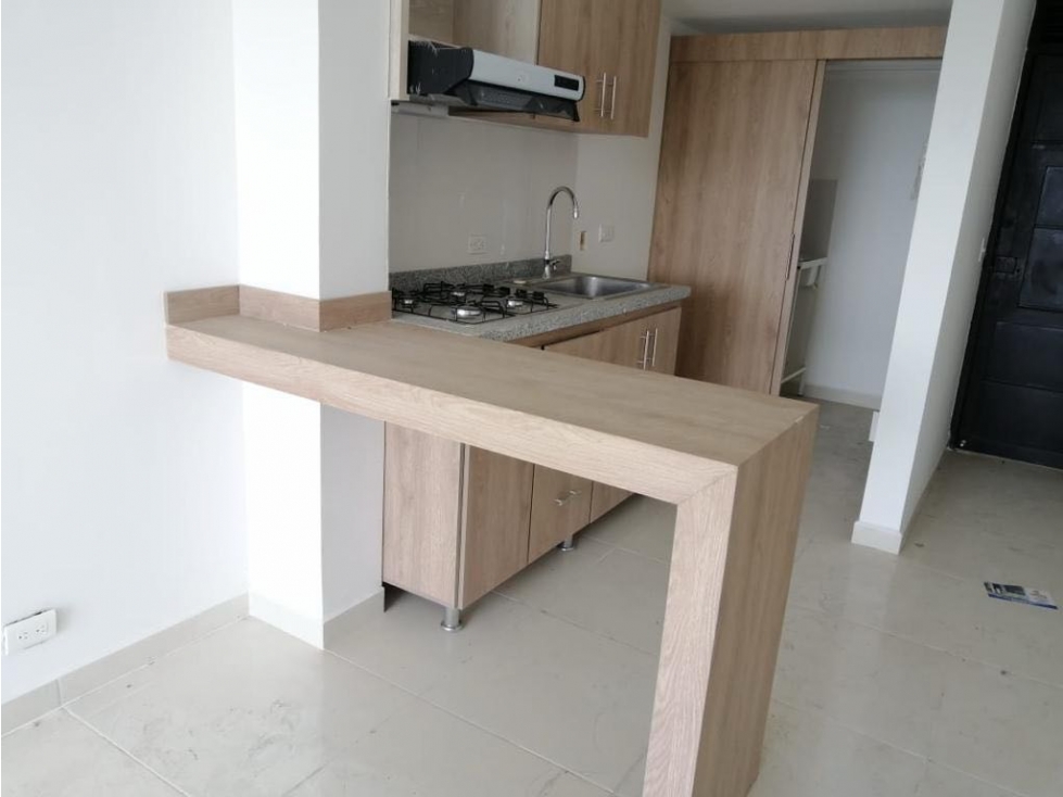 ALQUILER APARTAMENTO EN OVIEDO CON PARQUEADERO SECTOR PUERTO ESPEJO - 2