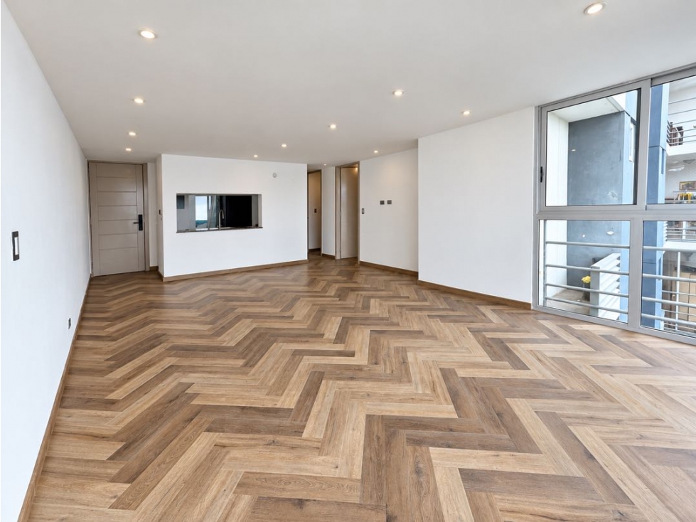 ALQUILER APARTAMENTO EN TRANSÍSTMICA