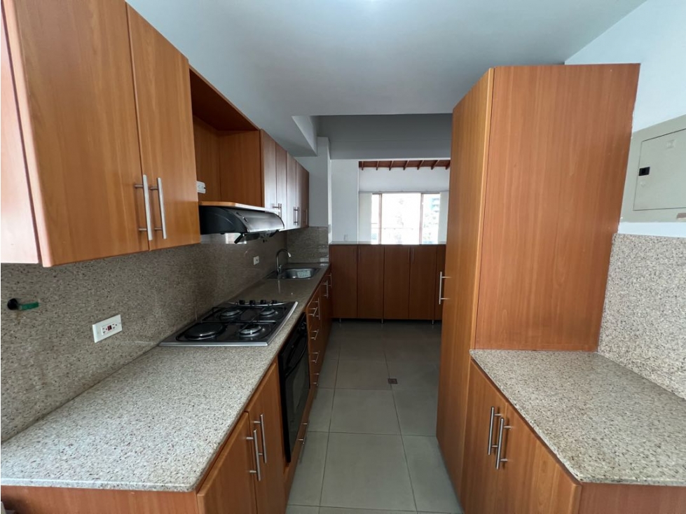 ALQUILER APARTAMENTO ENVIGADO PARTE BAJA Amplio 98 mts2 — foto 6