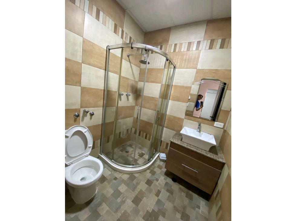 ALQUILER APARTAMENTO FULL AMOBLADO ZONA EXCLUSIVA COLÓN 3 RECÁMARAS VV - 5