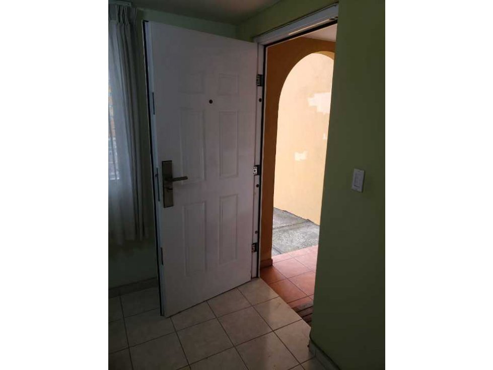 ALQUILER APARTAMENTO LAS ACACIAS — foto 3