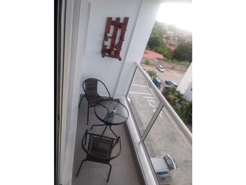 ALQUILER APARTAMENTO LAS ACACIAS — foto 5