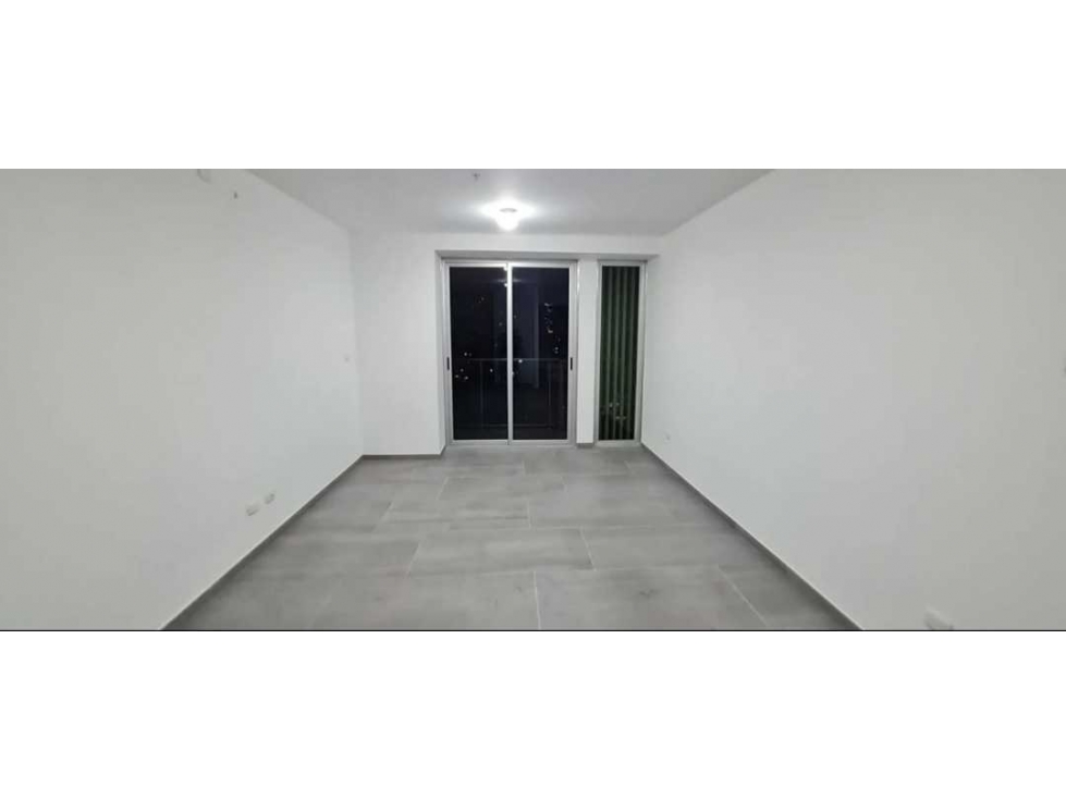 ALQUILER APARTAMENTO L/B PARQUE LEFEVRE 70MTS2