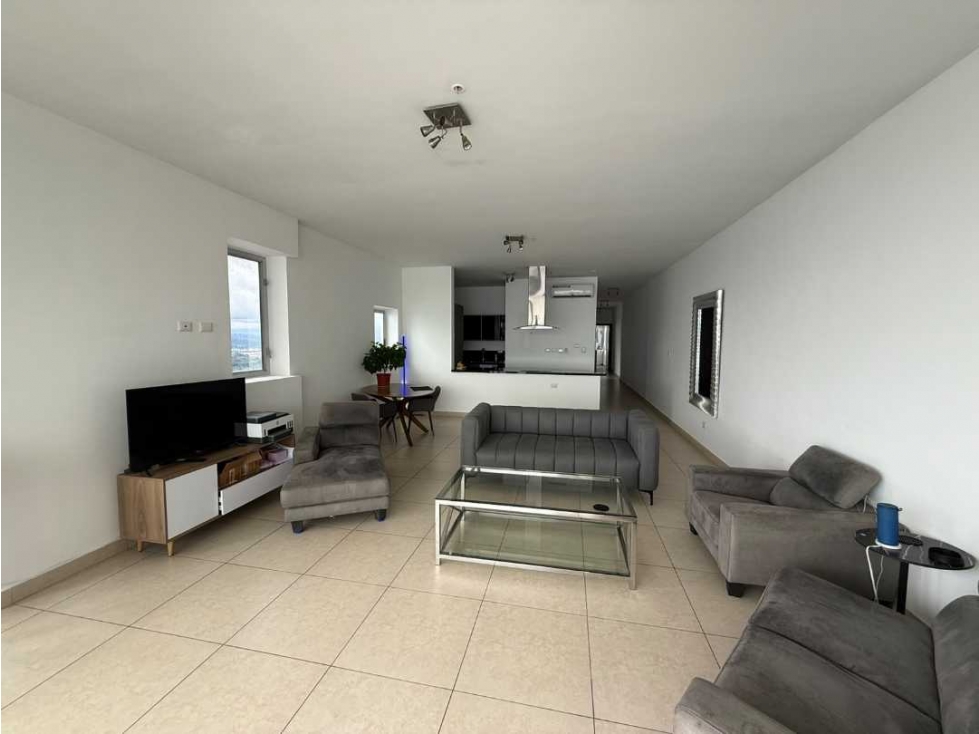 ALQUILER DE APARTAMENTO EN BALBOA PH RIVAGE 141M2 DISP 1 NOV JP