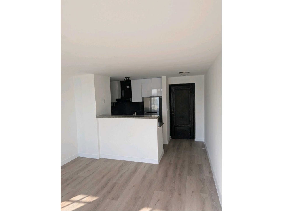 ALQUILER APARTAMENTO REMODELADO CINTA COSTERA — foto 4