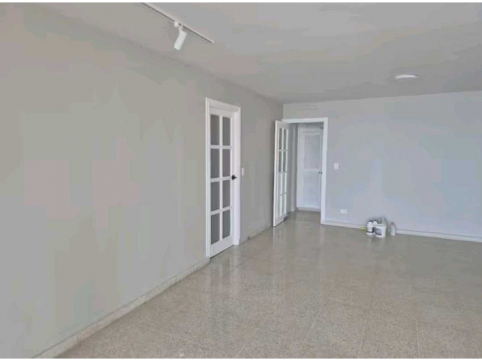 ALQUILER APARTAMENTO REMODELADO EN MARBELLA 270m2 3RC TC — foto 5