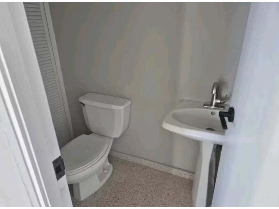 ALQUILER APARTAMENTO REMODELADO EN MARBELLA 270m2 3RC TC — foto 6