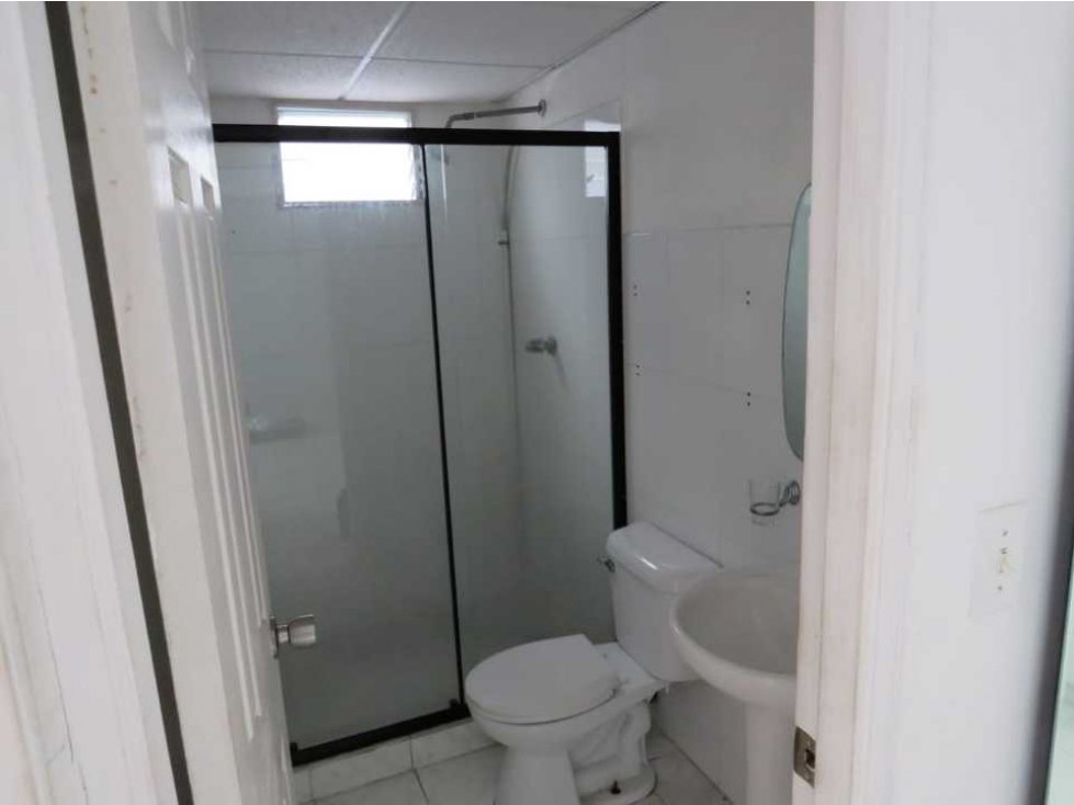 ALQUILER APARTAMENTO RÍO ABAJO — foto 2