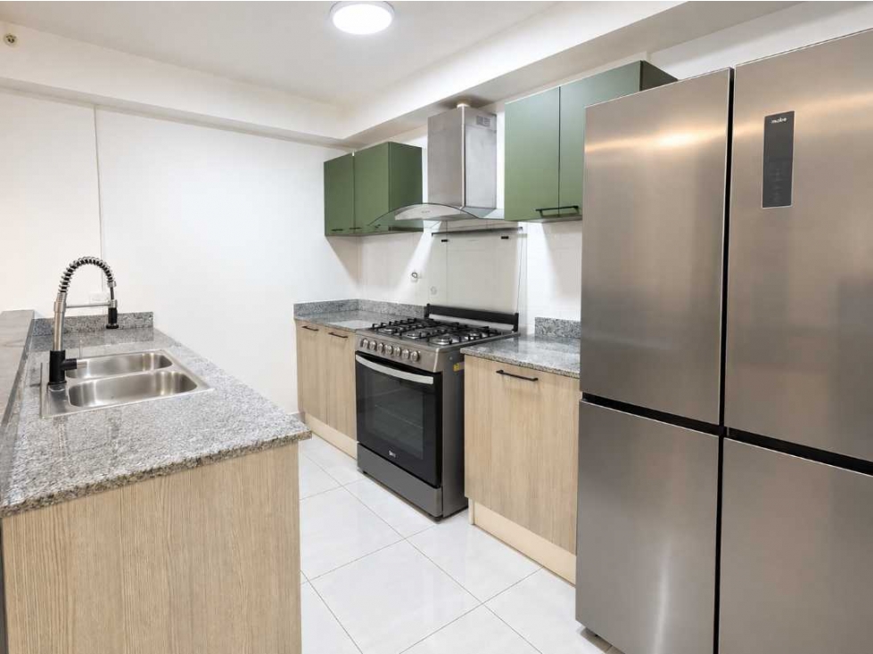 ALQUILER APARTAMENTO SEMIAMOBLADO VIA ESPAÑA PH METROPOLITAN PARK CP - 5