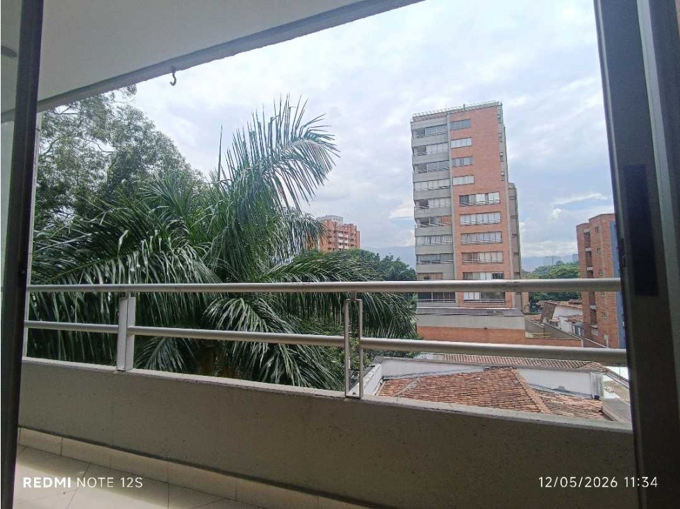 VENDO-APTO-PATIOBONITO-POBLADO