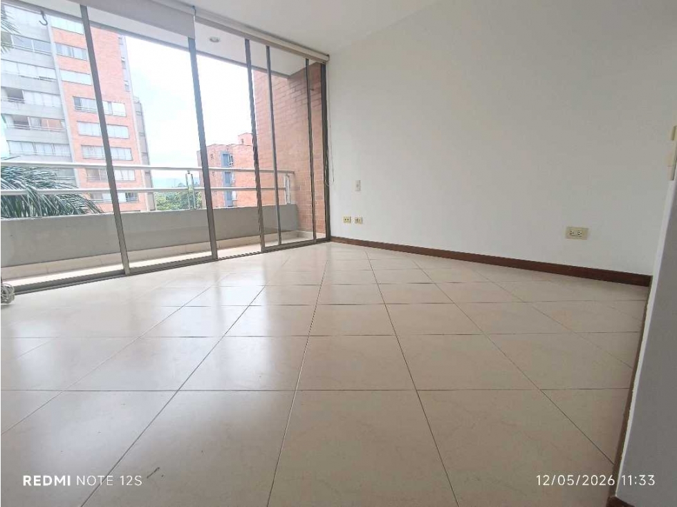 VENDO-APTO-PATIOBONITO-POBLADO — foto 5