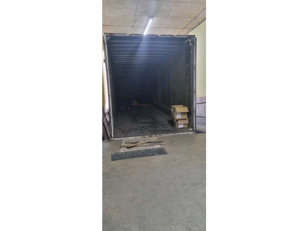 ALQUILER BODEGA 1000M2 RAMPA 1 CONTENEDOR OFICINA AMPLIA VV — foto 5
