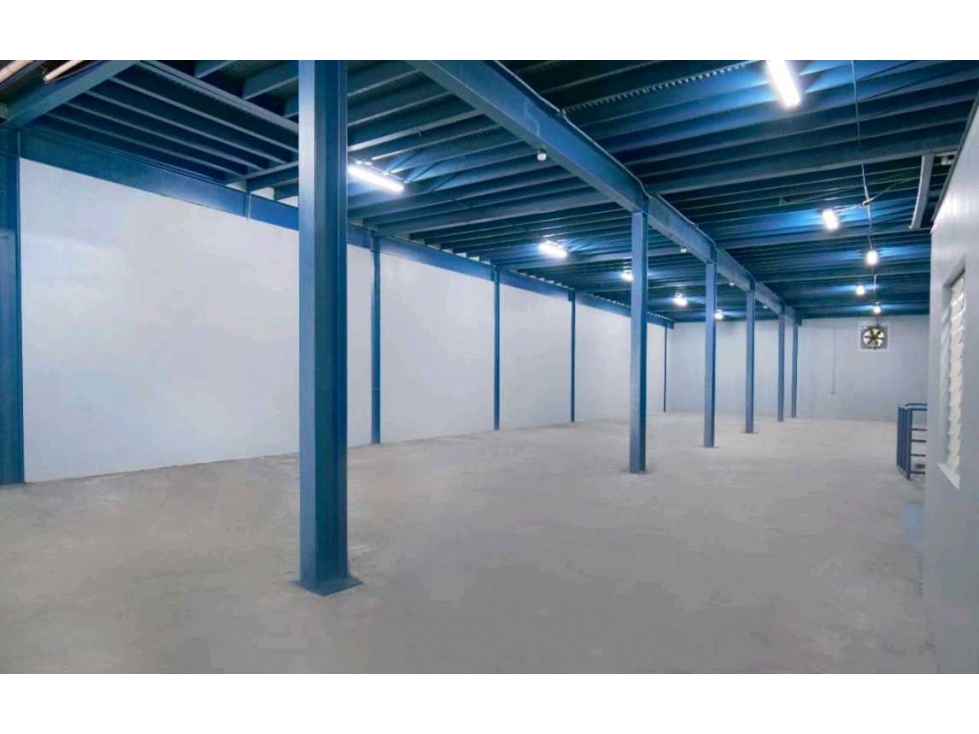 ALQUILER BODEGA COMERCIAL PUEBLO NUEVO MONTE OSCURO CP - 3