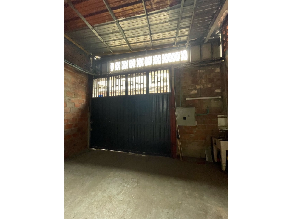 ALQUILER BODEGA CON MEZANINE BARRIO POPULAR CALI NORTE (VT) — foto 4