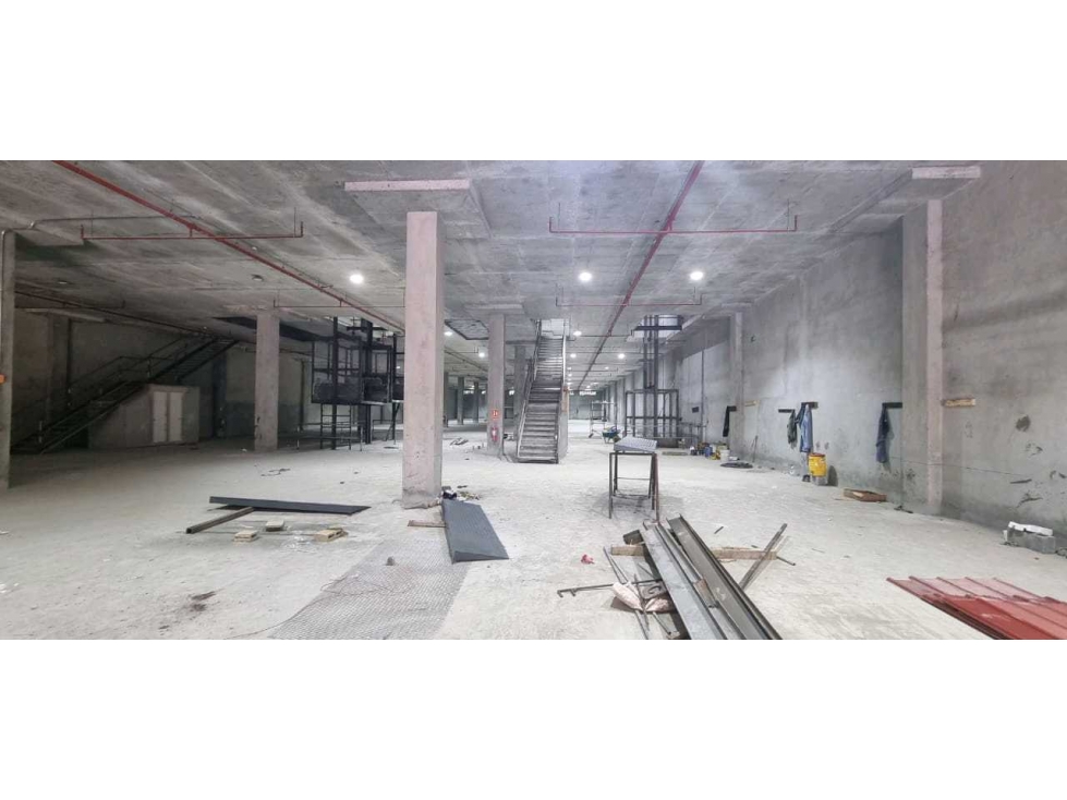 ALQUILER BODEGA TOTALMENTE NUEVA FRANCE FIELD 5800M2 VV — foto 4