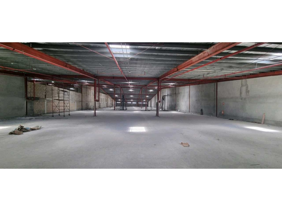 ALQUILER BODEGA TOTALMENTE NUEVA FRANCE FIELD 5800M2 VV — foto 2