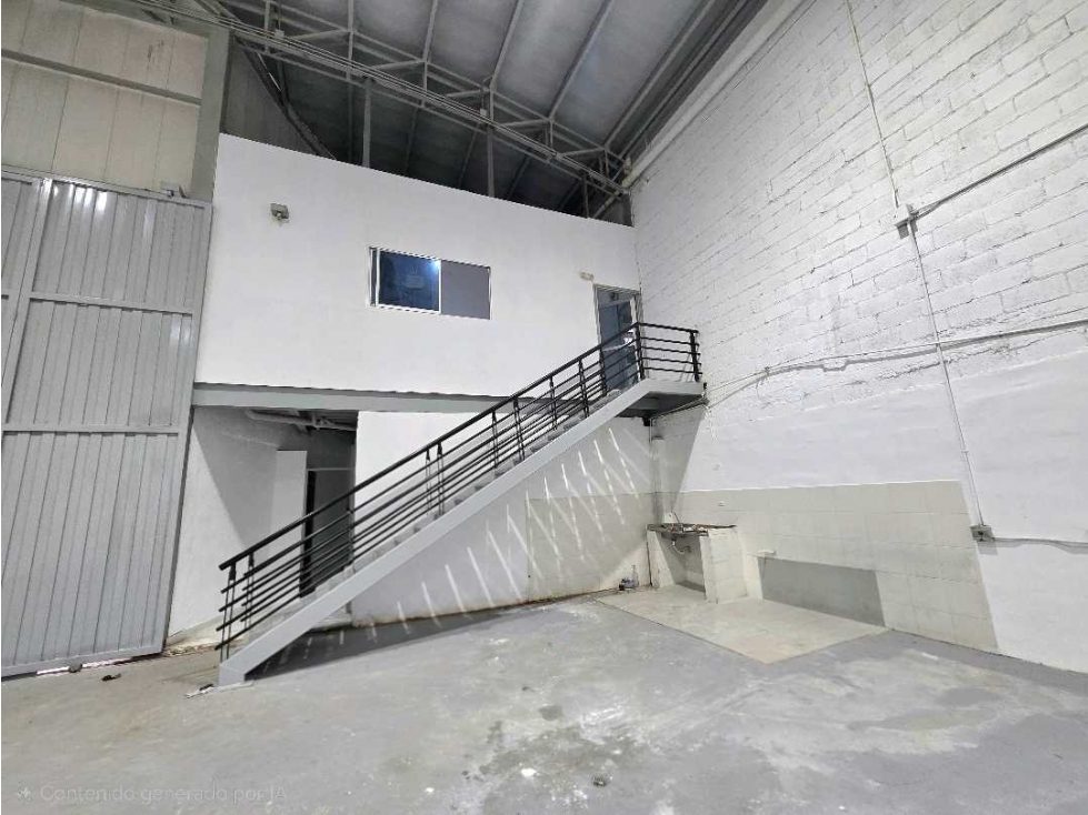 Alquiler BODEGA Variante Caldas 405 m2 - 3