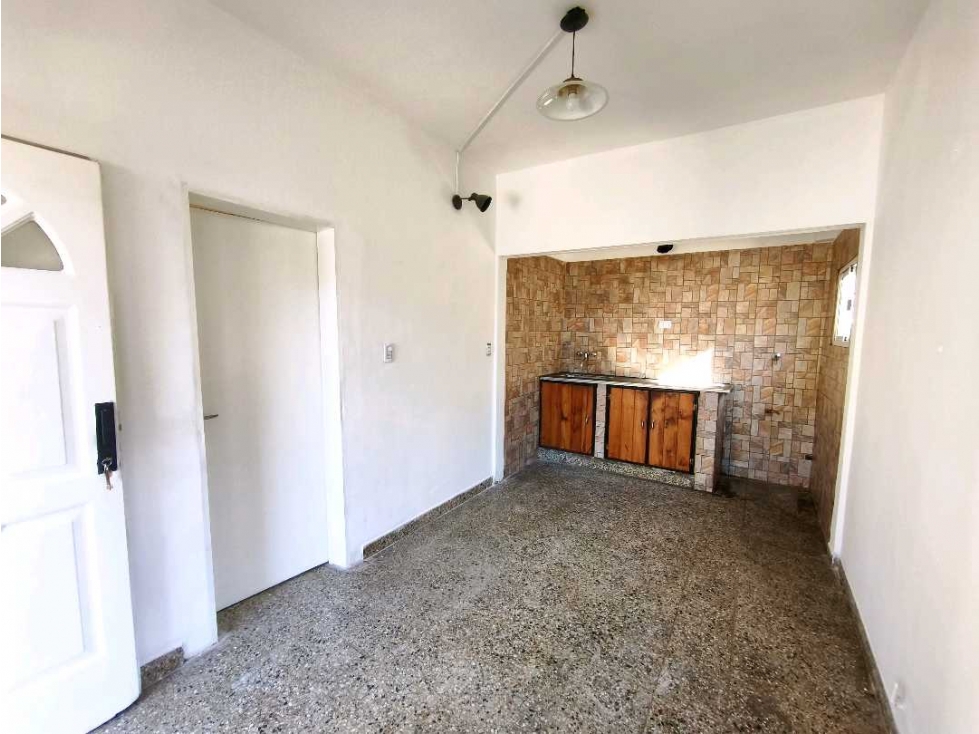 Alquiler casa 2 amb- Barrio Asunción- Paso Del rey - 5
