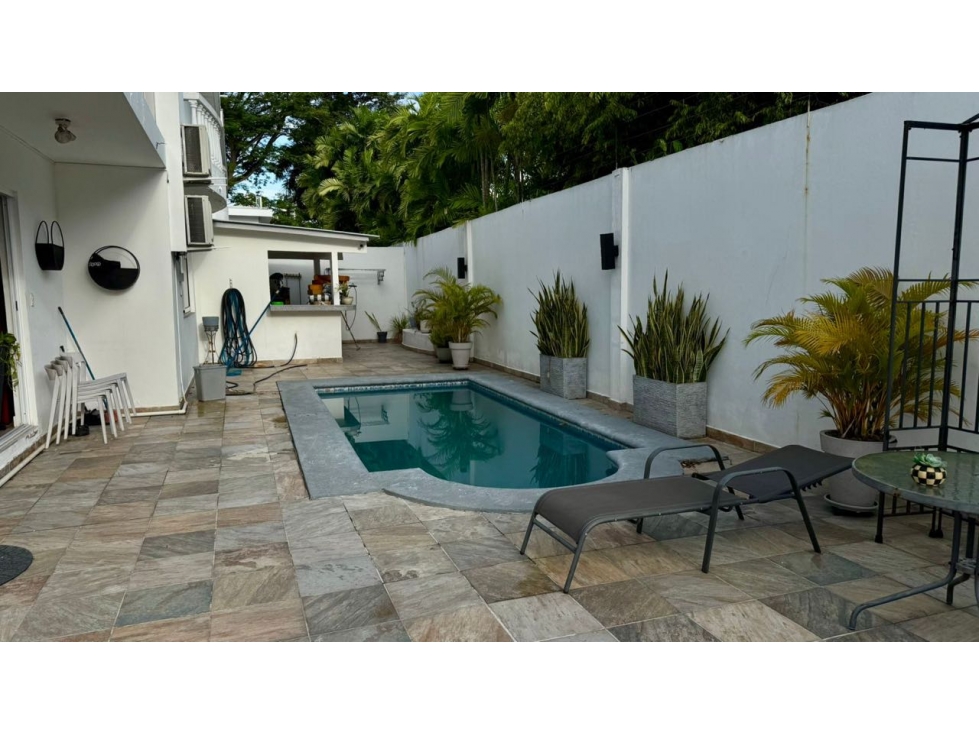 VENTA DE CASA DUPLEX CON BALCON EN ZONA EXCLUSIVA ALTOS DEL GOLF — foto 5