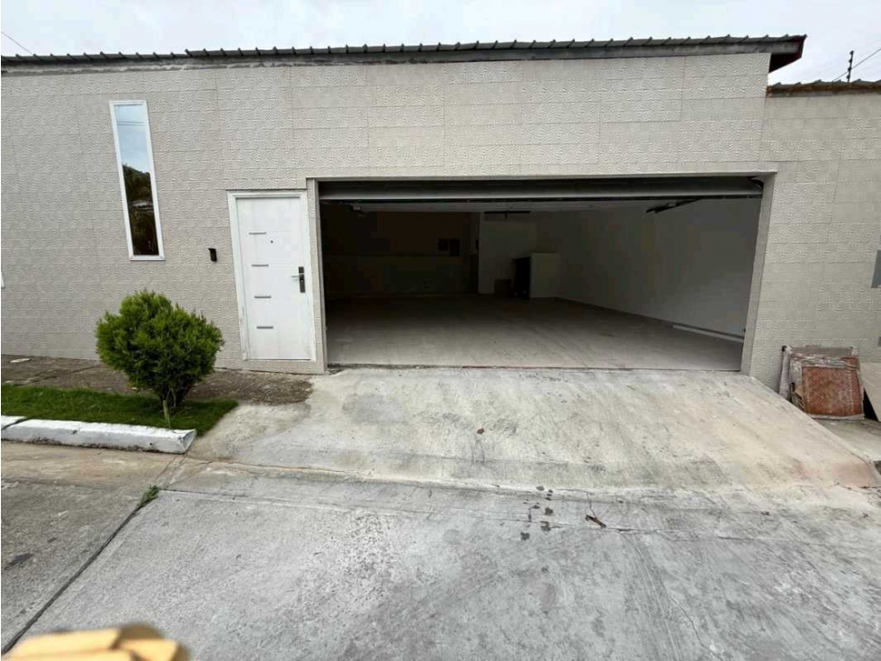 ALQUILER CASA AMOBLADA EN TUMBA MUERTO 100M2 - 4
