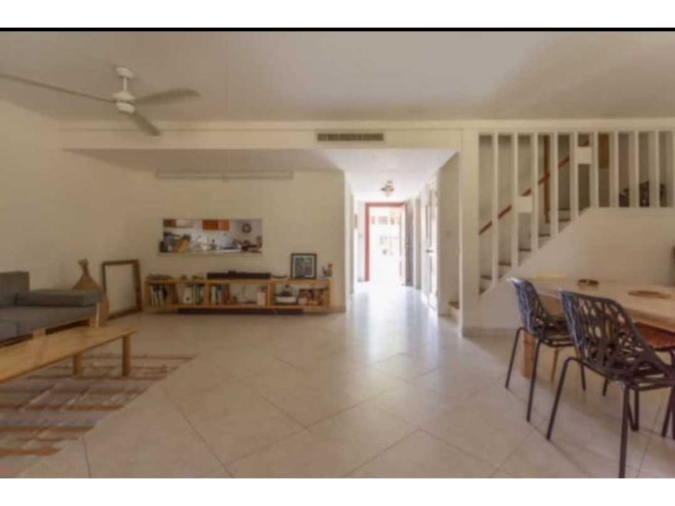 ALQUILER CASA CLAYTON