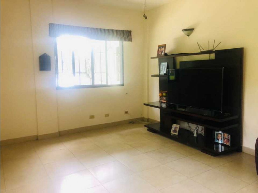 VENTA DE CASA EN ANCON ALQUILER CASA DE DOS NIVELES EN ANCON 317m2 JP — foto 6